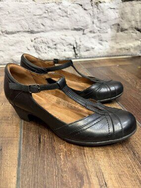 Cobb Hill Angelina T-Strap Black CBD30-UBL13 Black Retro Vintage Vibe Comfort